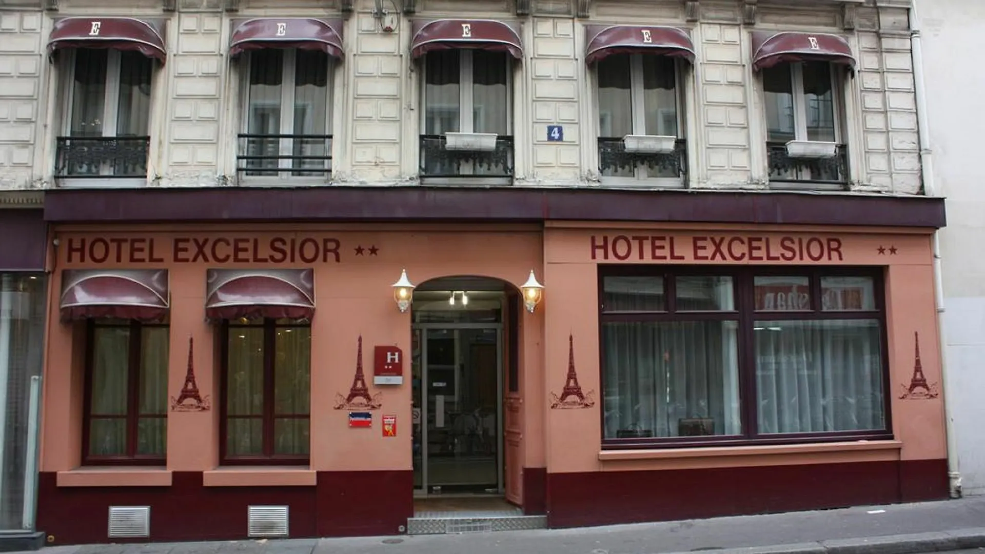 Hotel Excelsior location